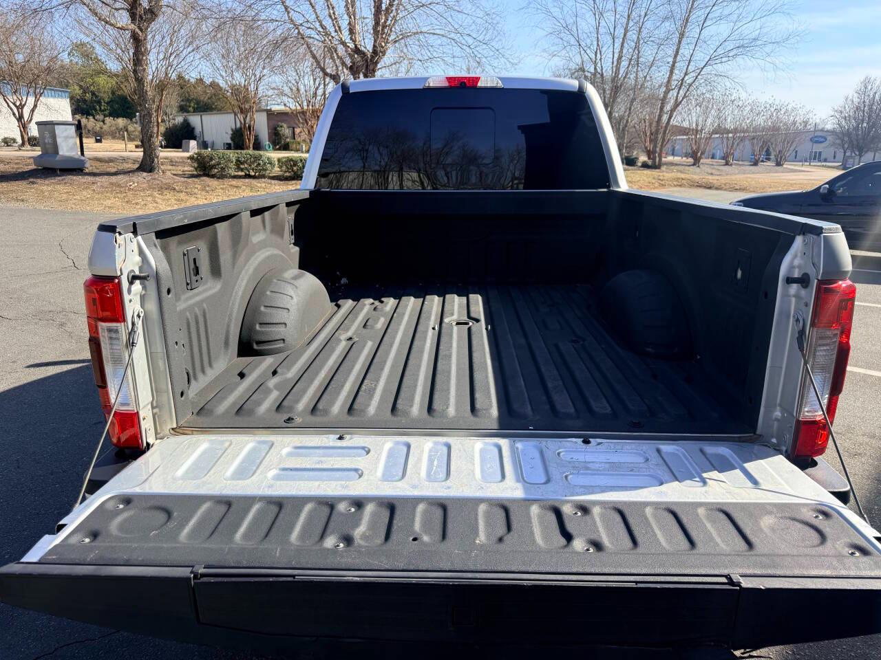 Ford F-250 SD Lariat Crew Cab SWB 4WD 2019