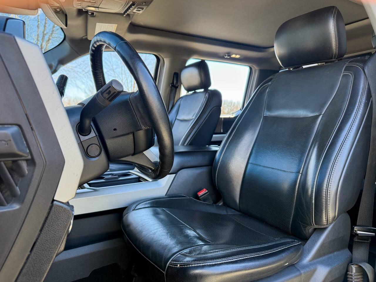 Ford F-250 SD Lariat Crew Cab SWB 4WD 2019