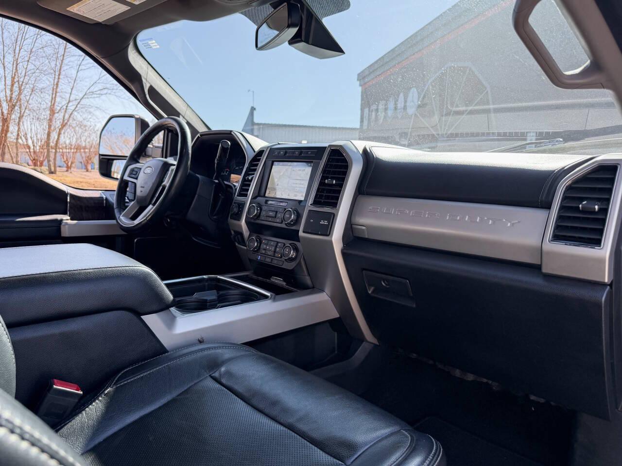 Ford F-250 SD Lariat Crew Cab SWB 4WD 2019