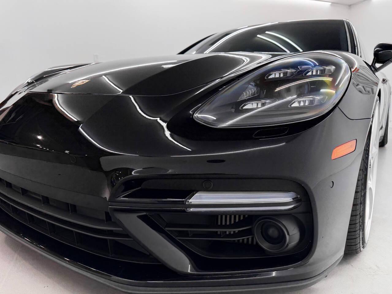 Porsche Panamera GTS 2017