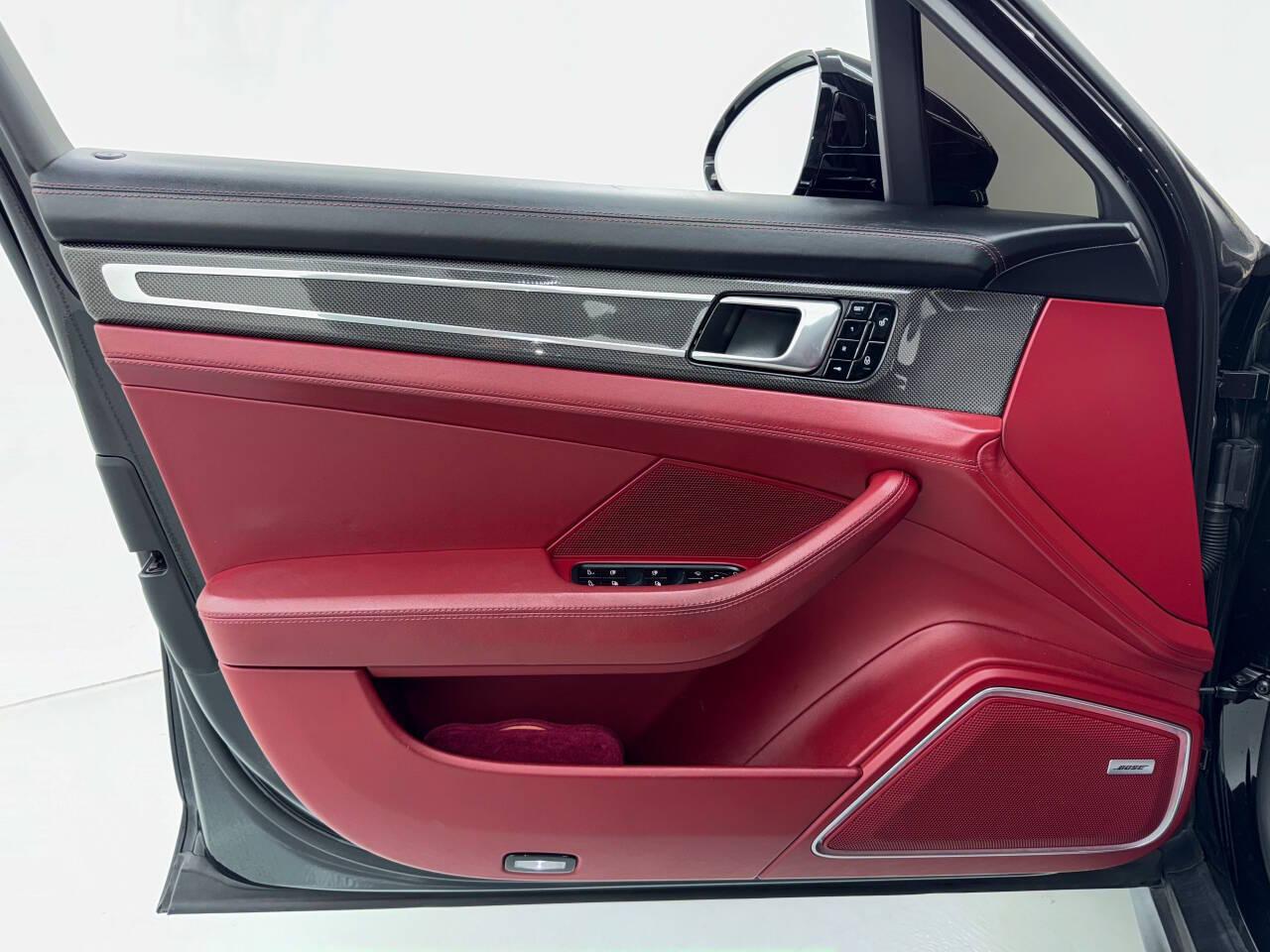 Porsche Panamera GTS 2017