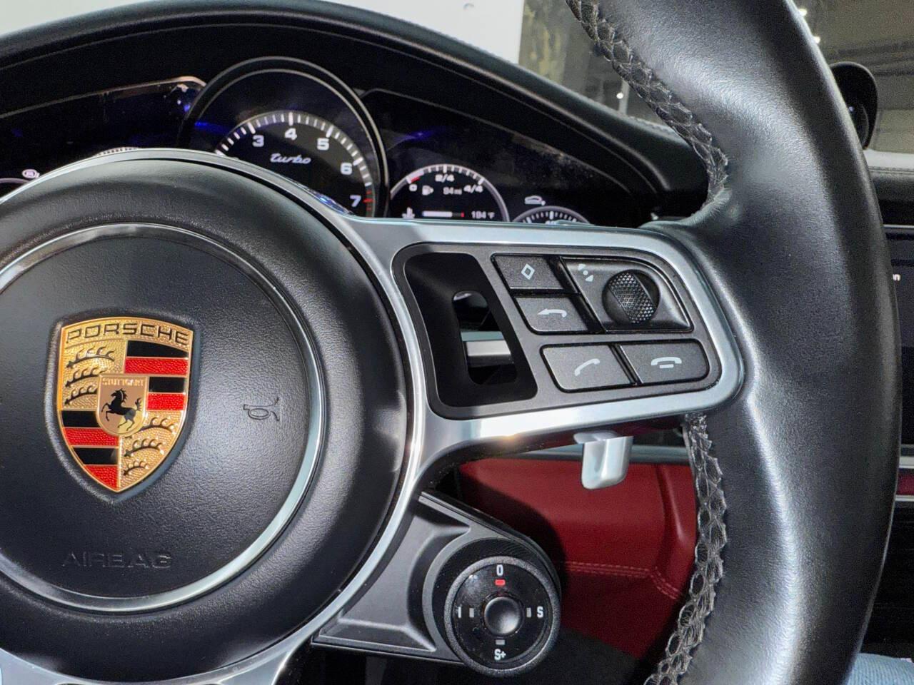 Porsche Panamera GTS 2017