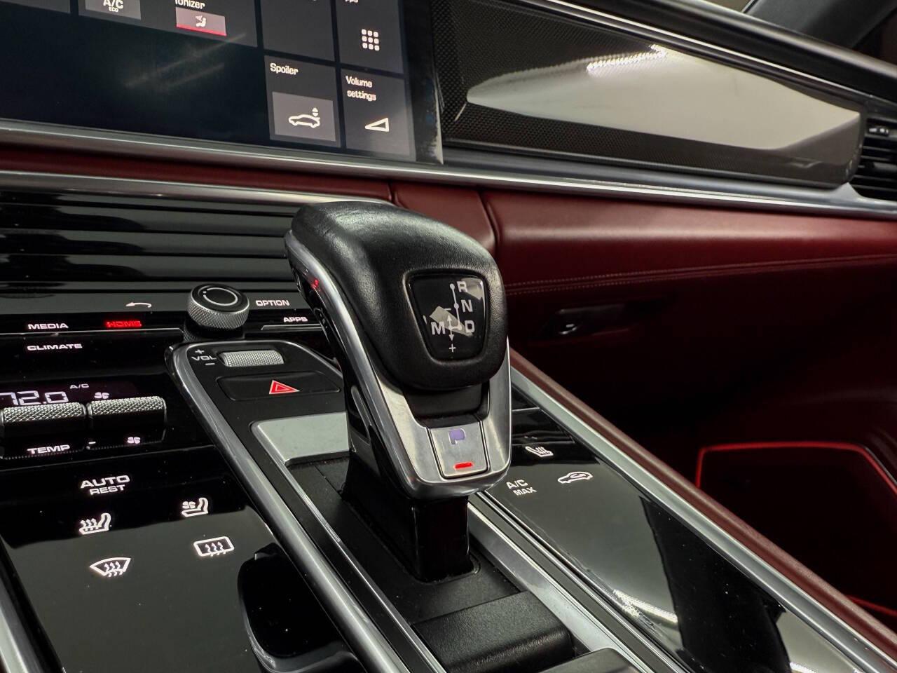 Porsche Panamera GTS 2017