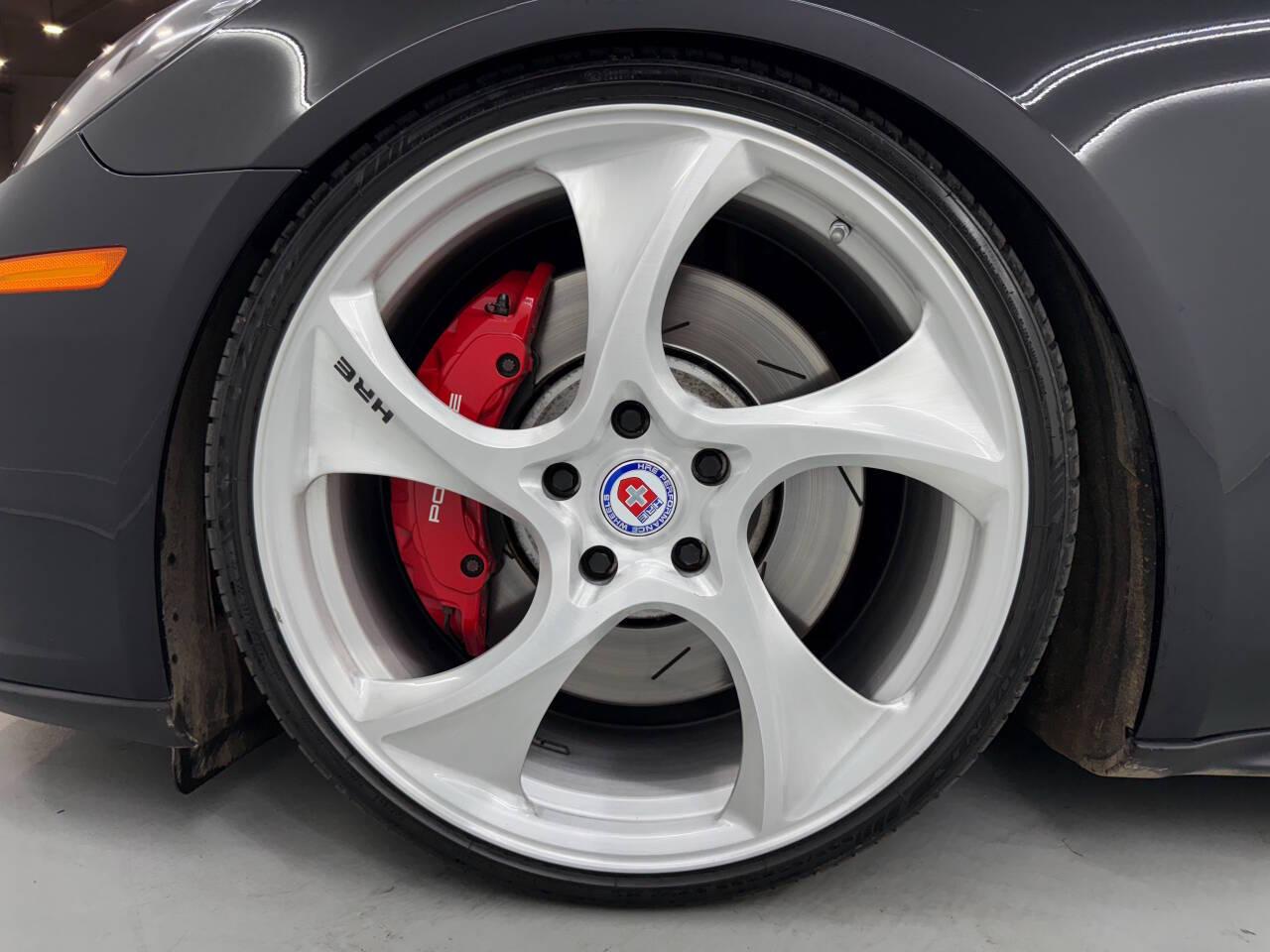 Porsche Panamera GTS 2017