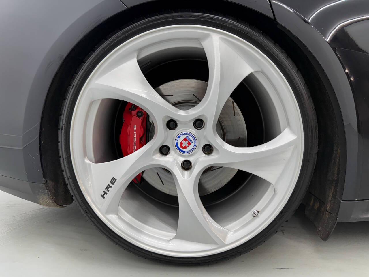 Porsche Panamera GTS 2017