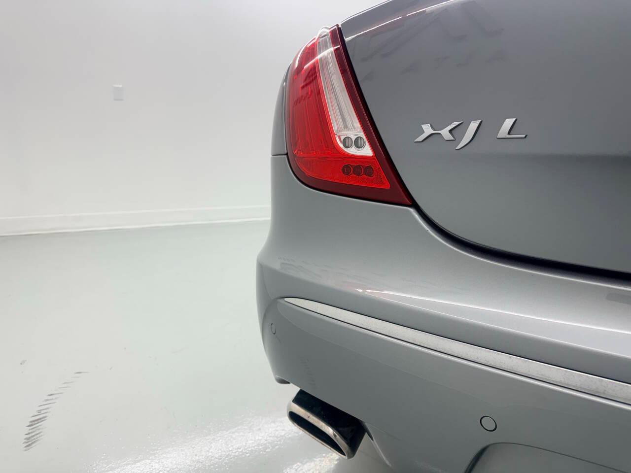 Jaguar XJ-Series XJ Supercharged 2011