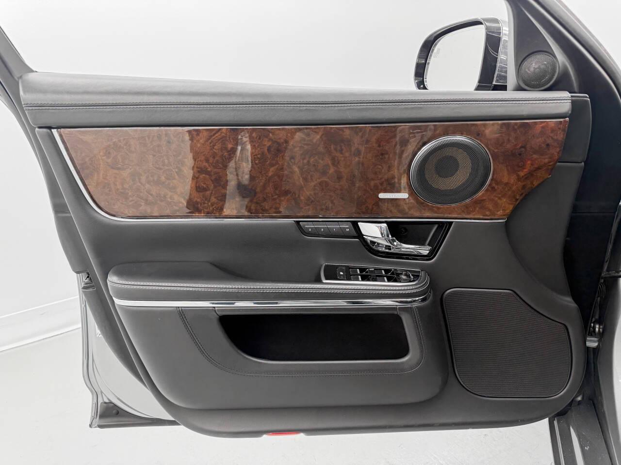 Jaguar XJ-Series XJ Supercharged 2011