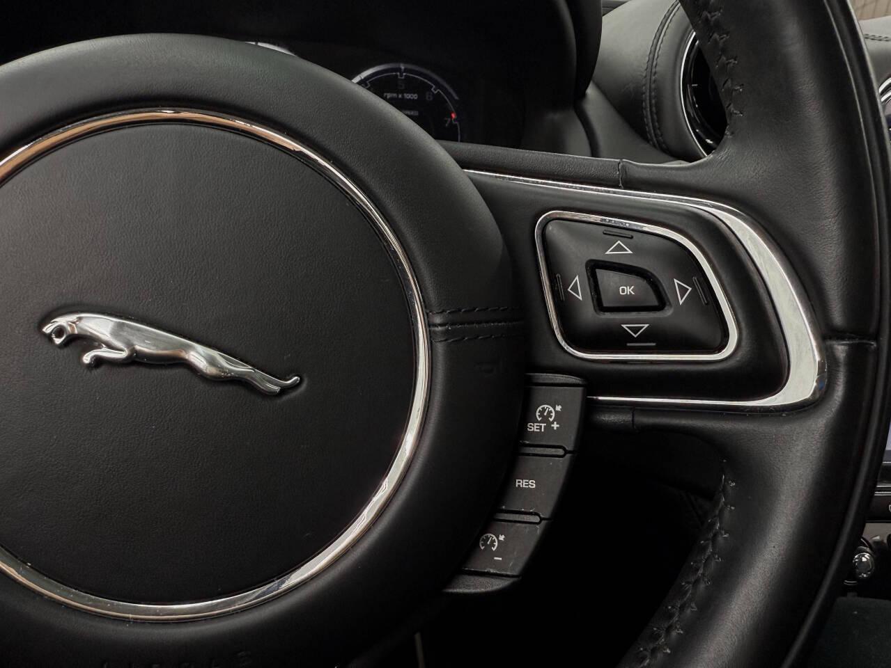 Jaguar XJ-Series XJ Supercharged 2011