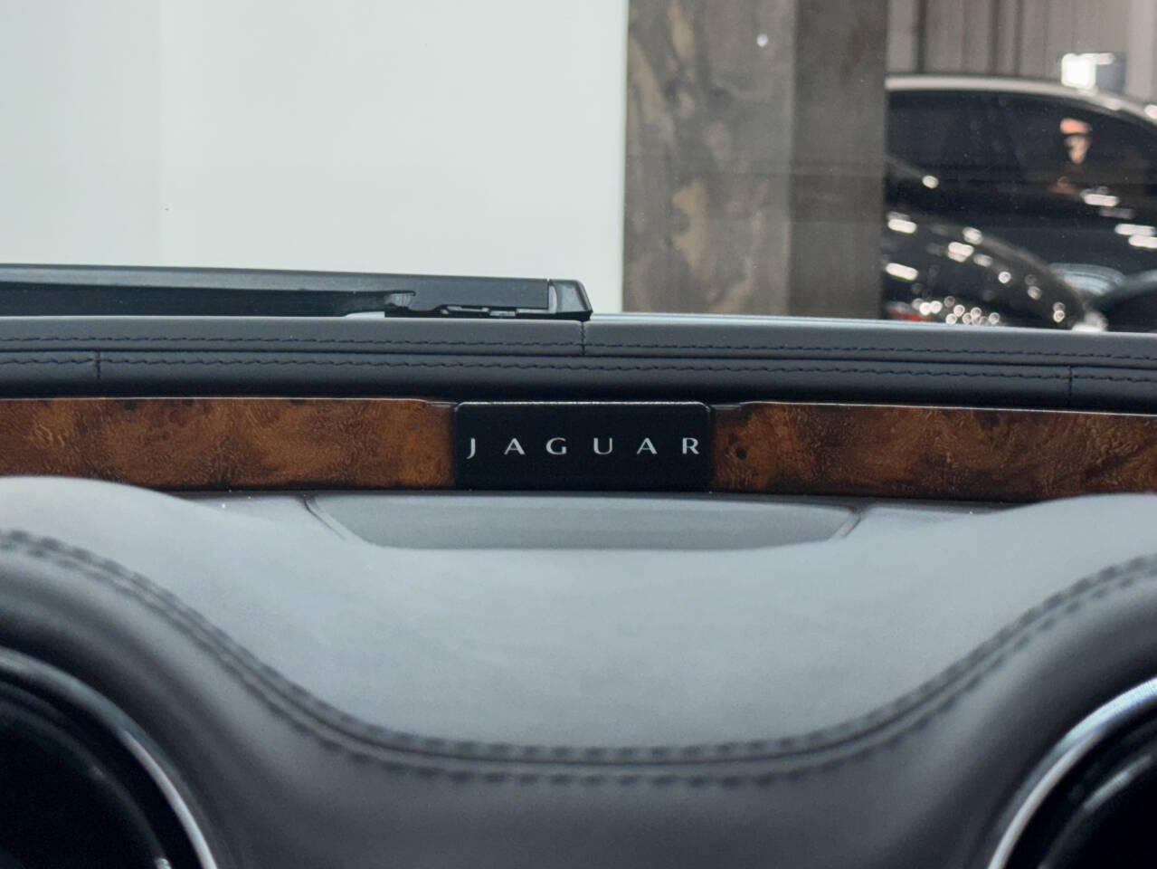 Jaguar XJ-Series XJ Supercharged 2011