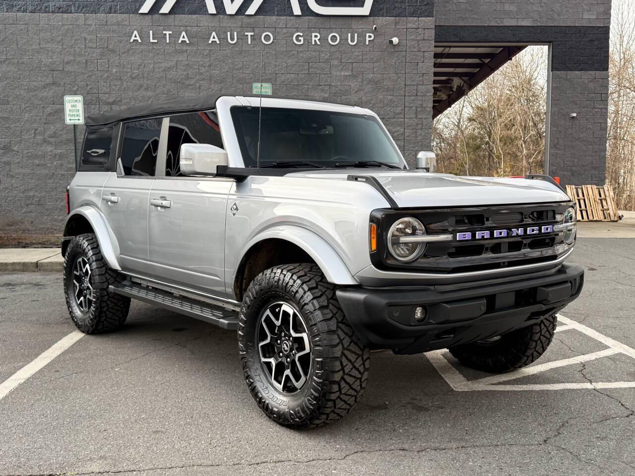 Ford Bronco Base 4-Door 2022