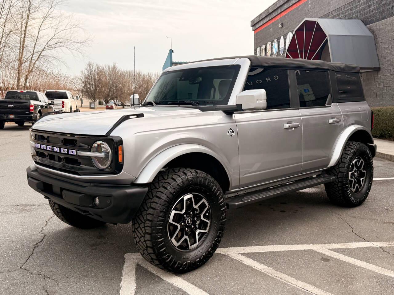 Ford Bronco Base 4-Door 2022