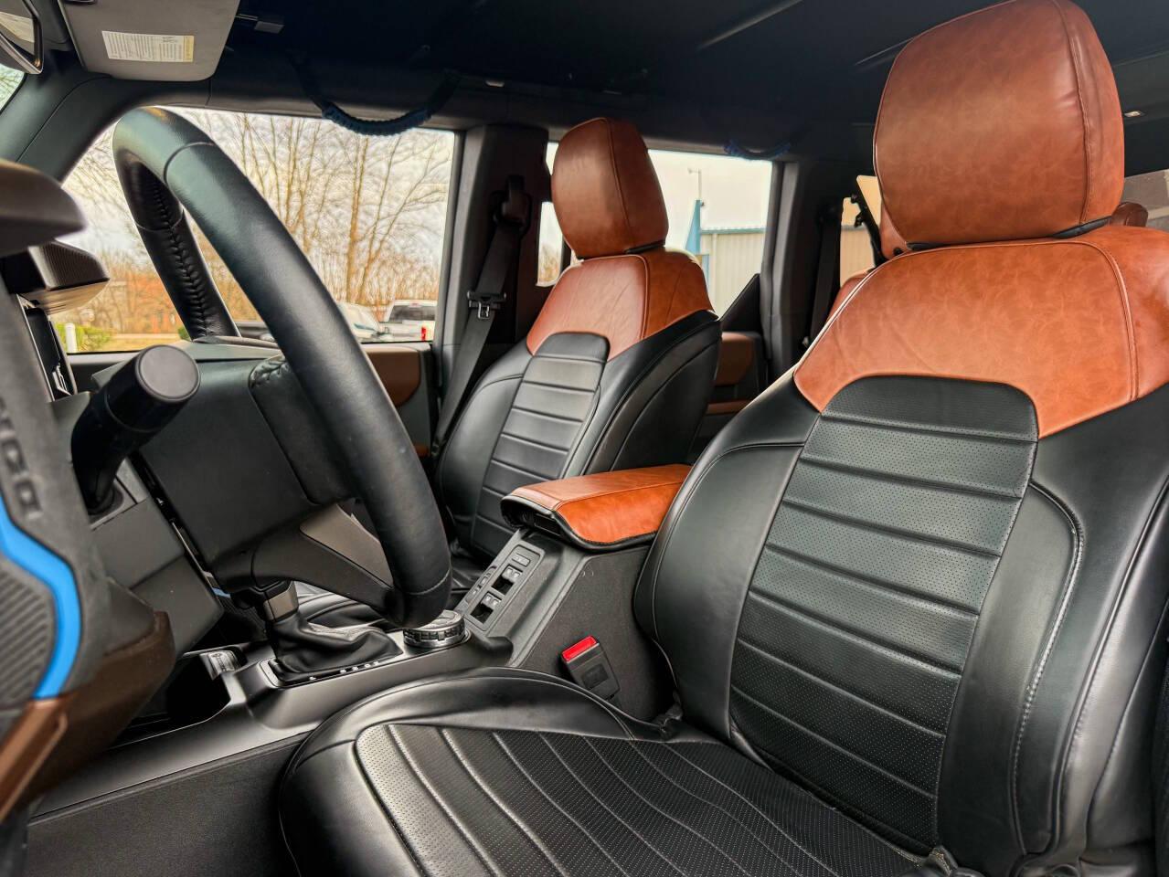 Ford Bronco Base 4-Door 2022