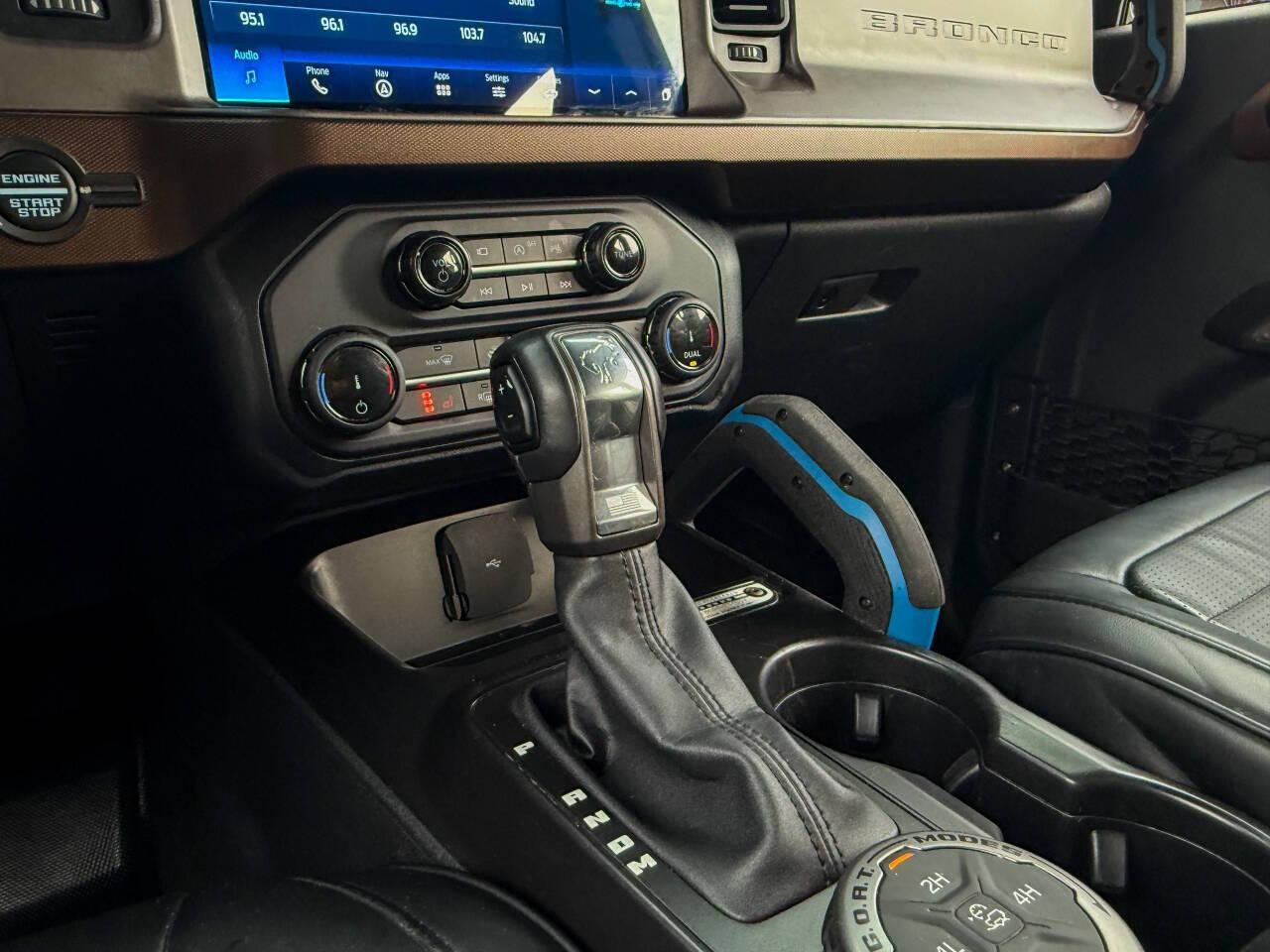 Ford Bronco Base 4-Door 2022