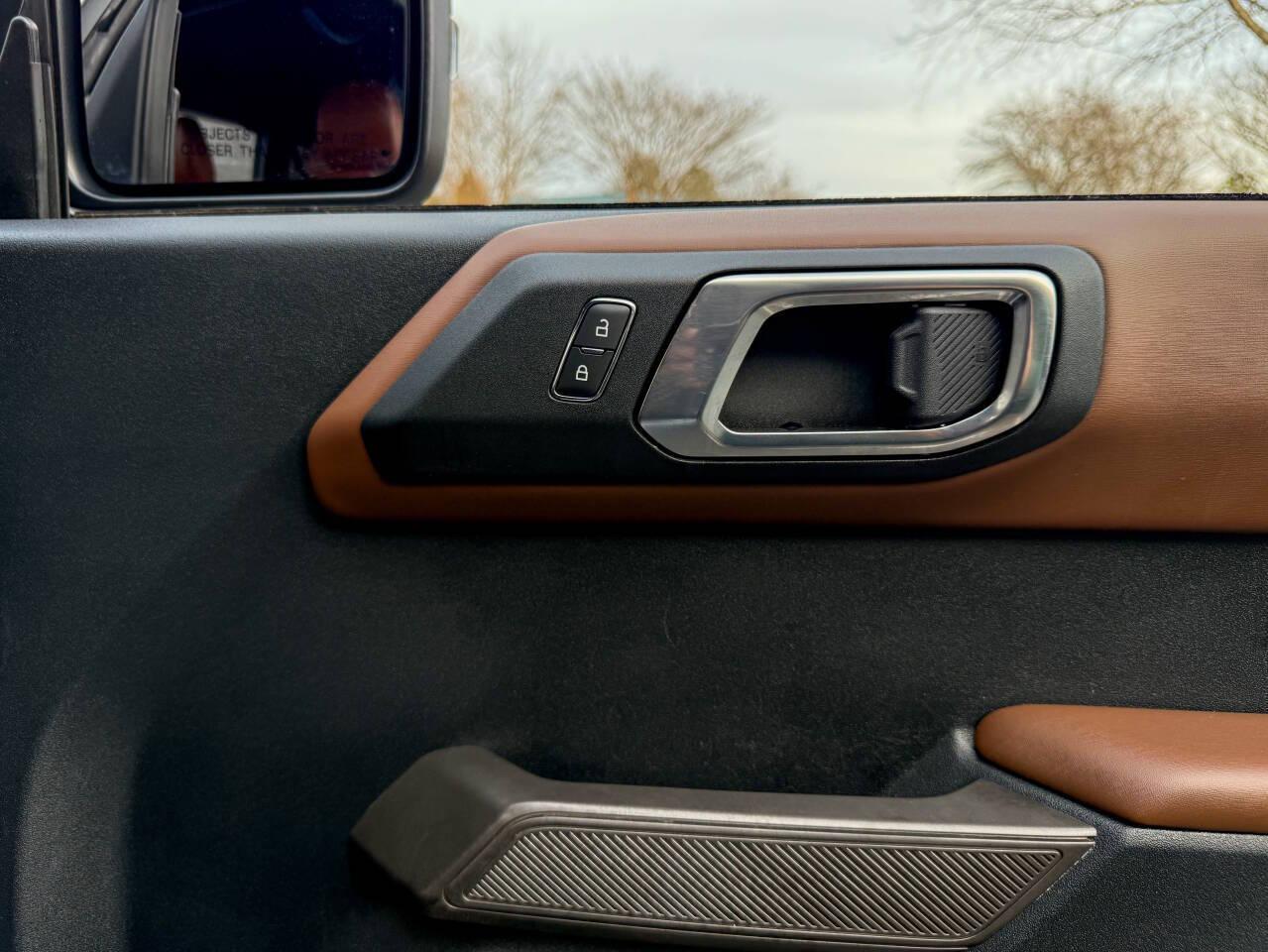 Ford Bronco Base 4-Door 2022