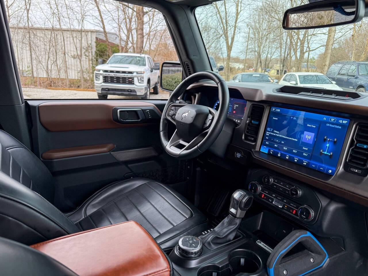 Ford Bronco Base 4-Door 2022