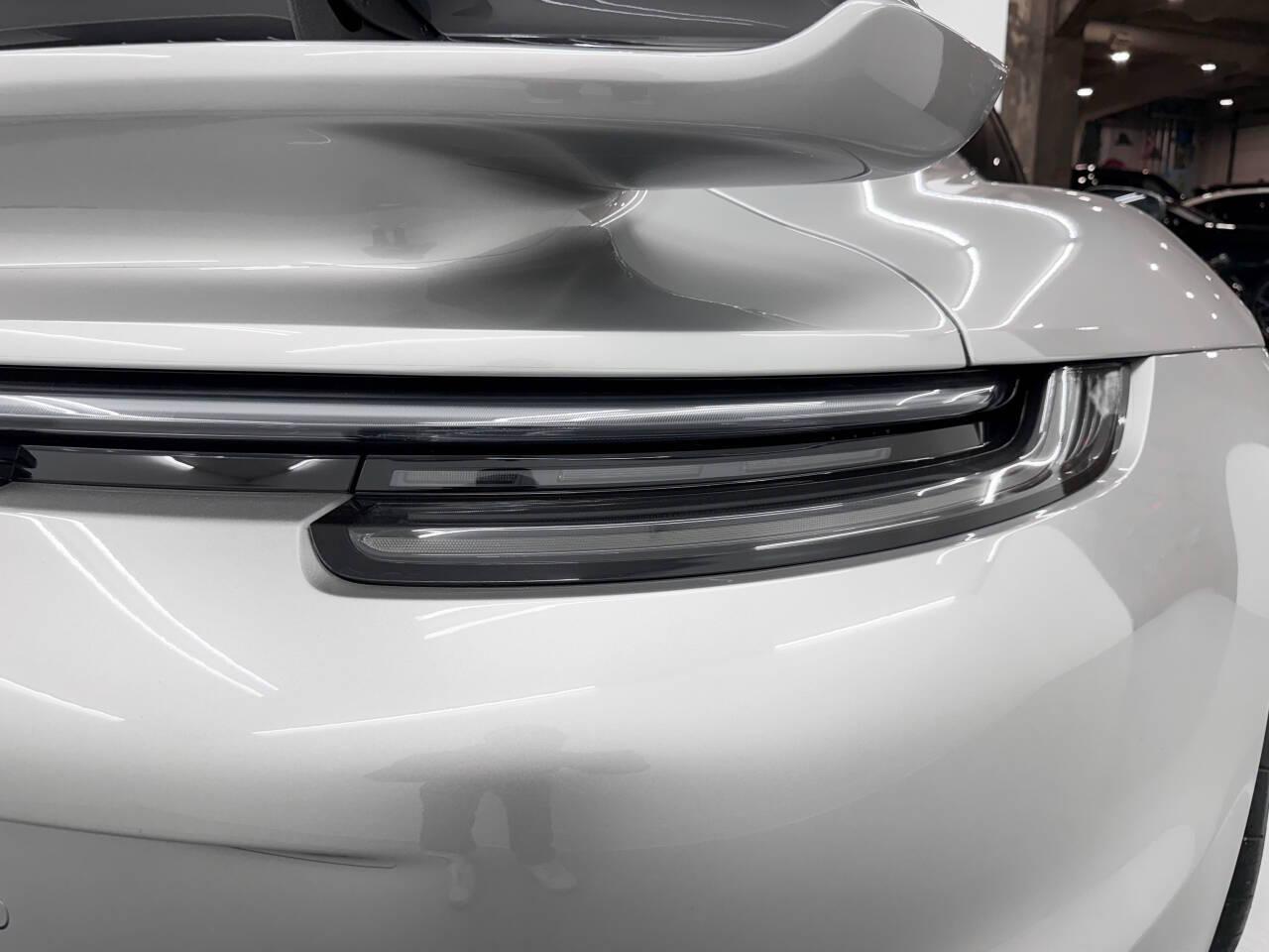 Porsche 911 Turbo  2021