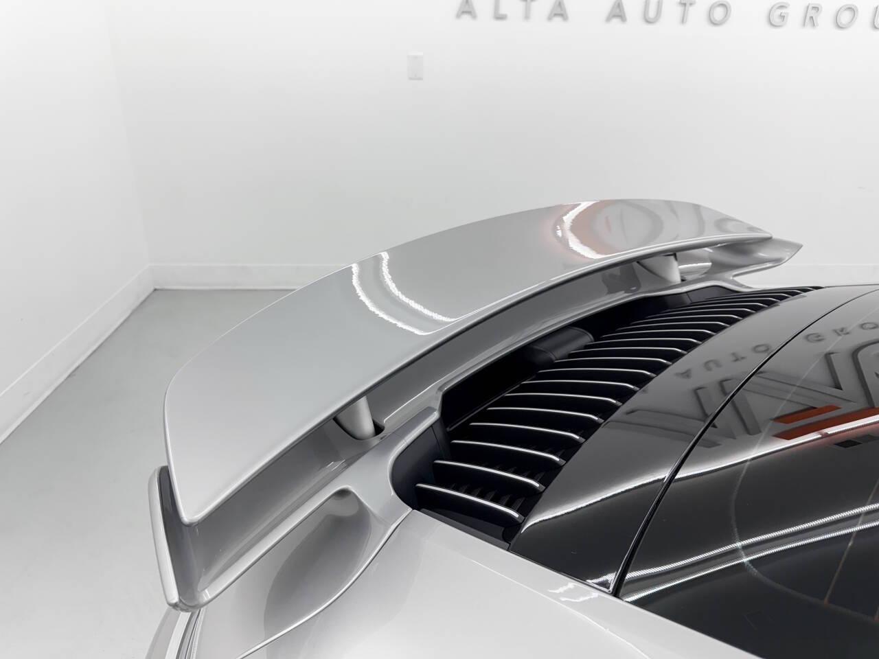 Porsche 911 Turbo  2021