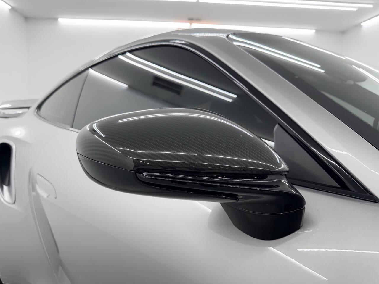 Porsche 911 Turbo  2021