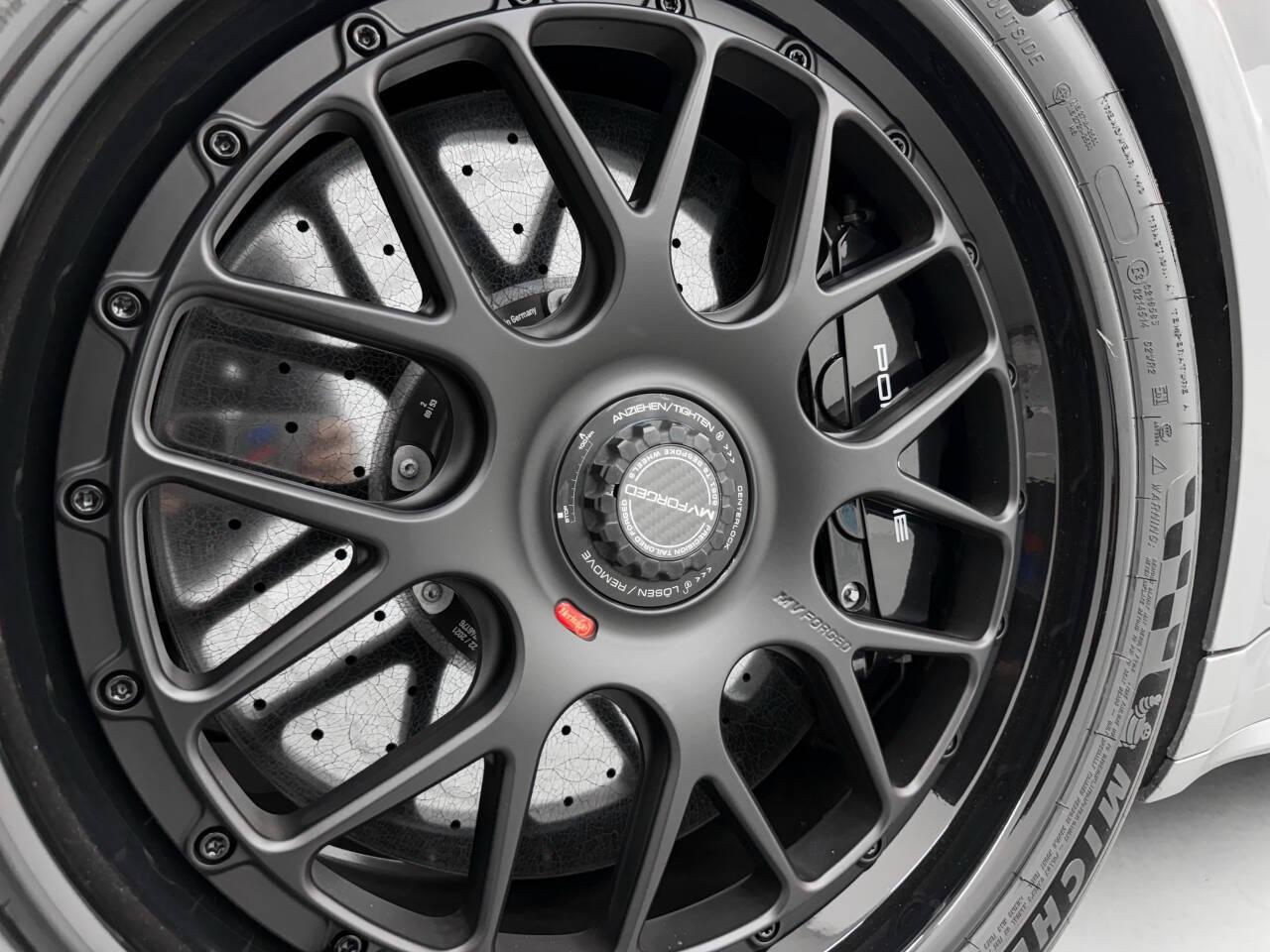 Porsche 911 Turbo  2021