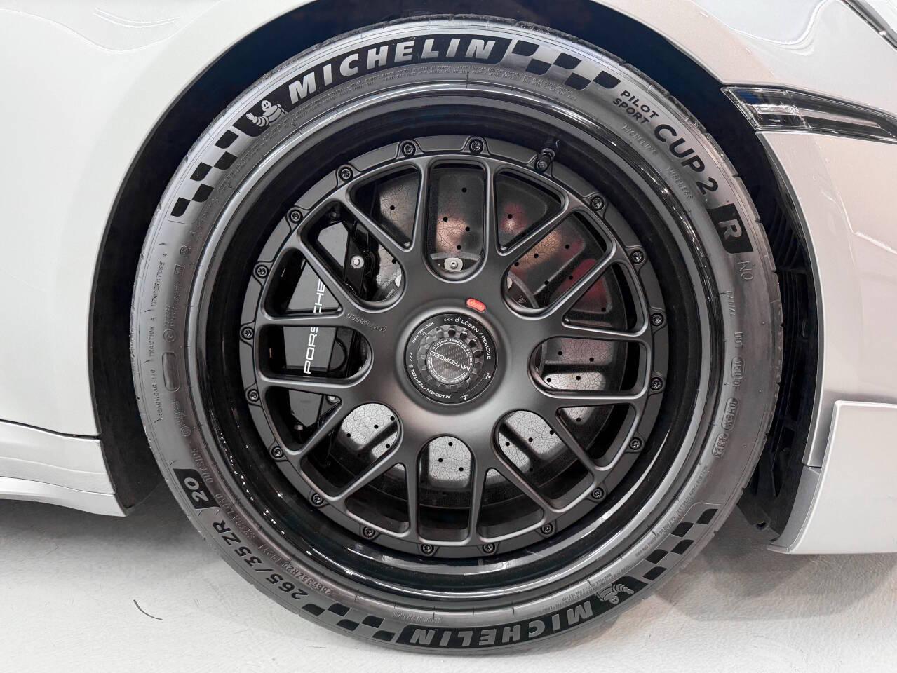 Porsche 911 Turbo  2021