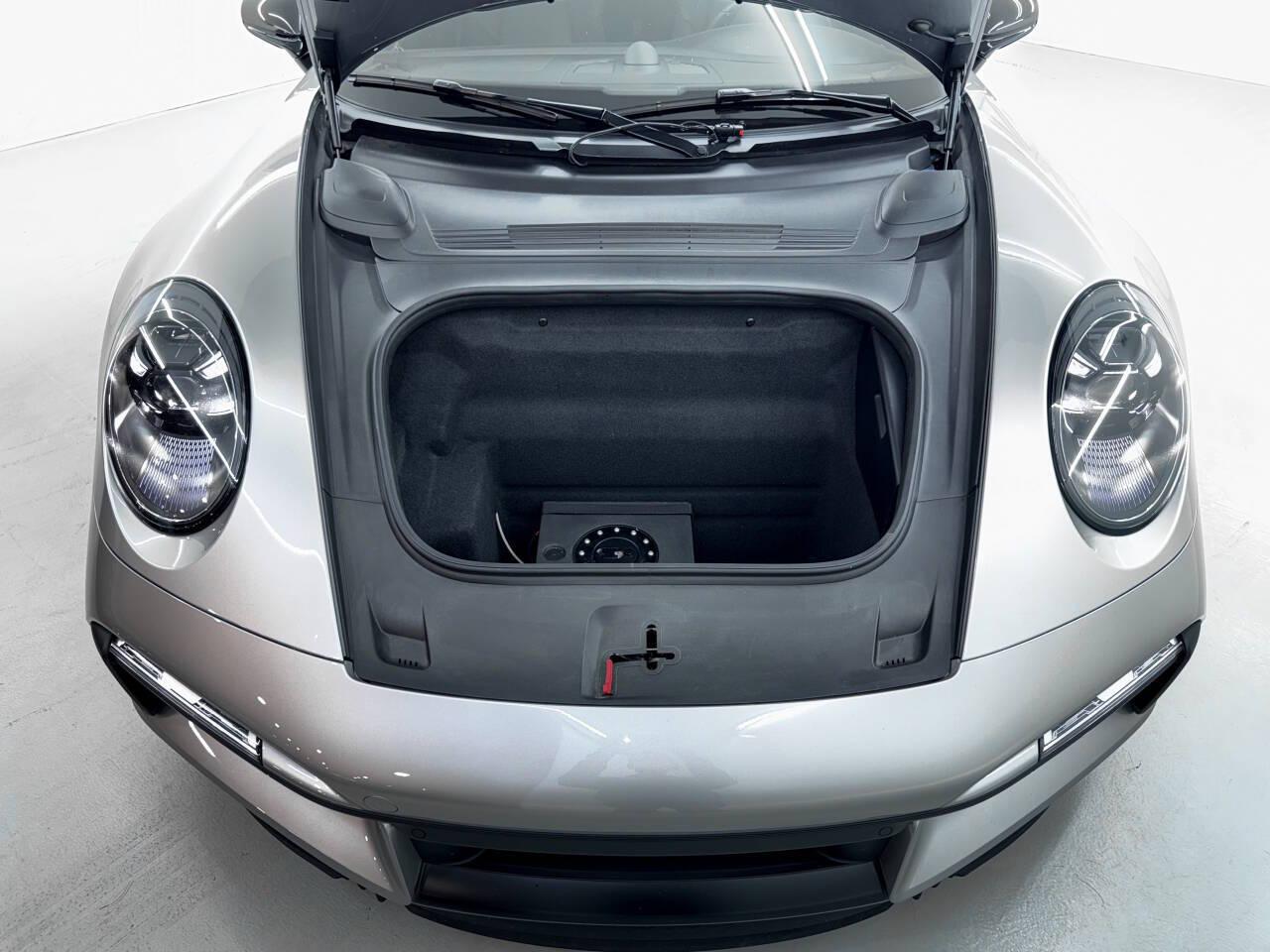 Porsche 911 Turbo  2021