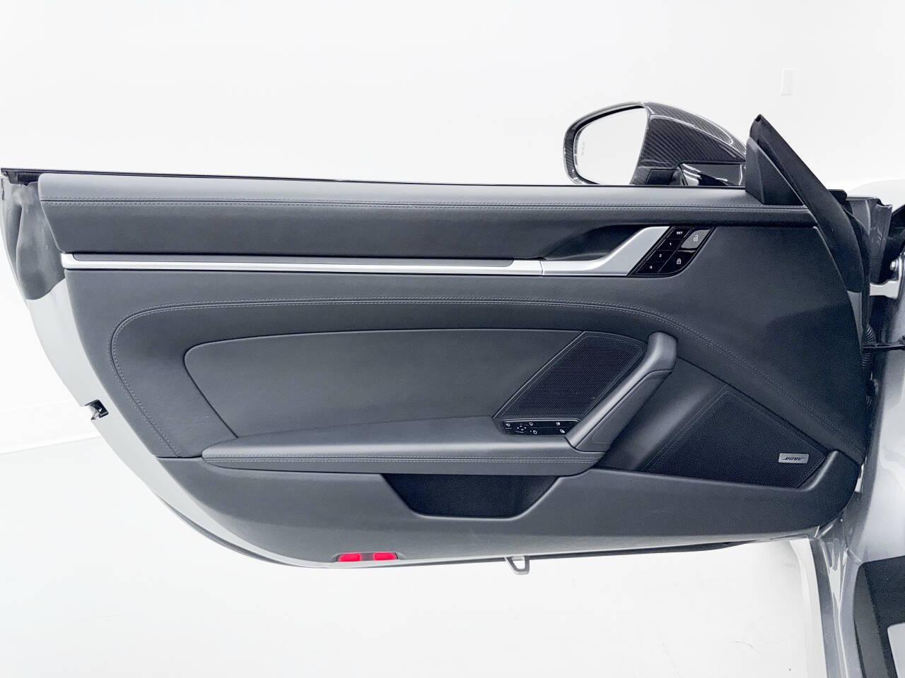 Porsche 911 Turbo  2021