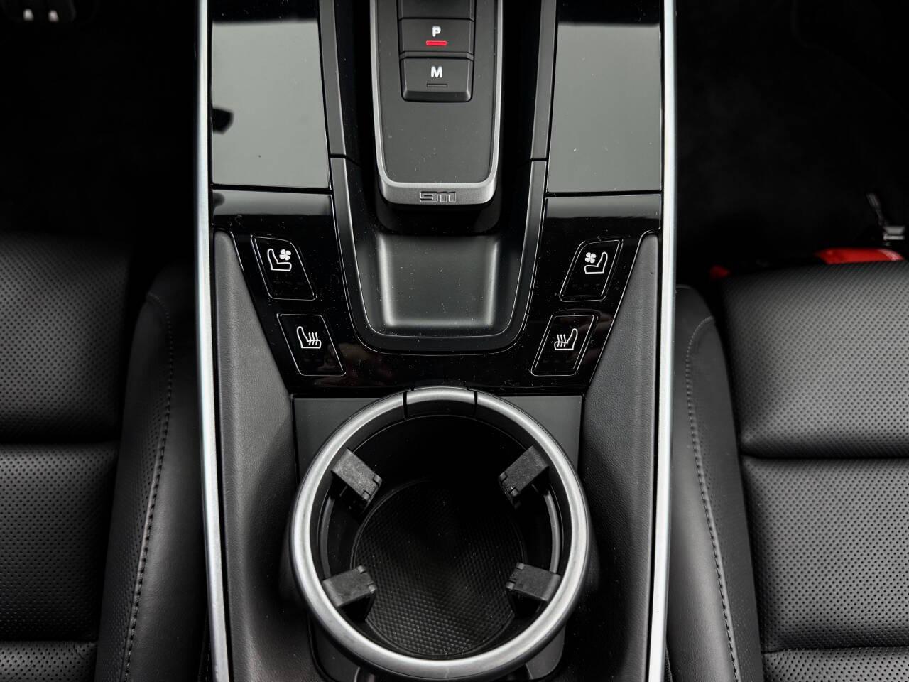 Porsche 911 Turbo  2021