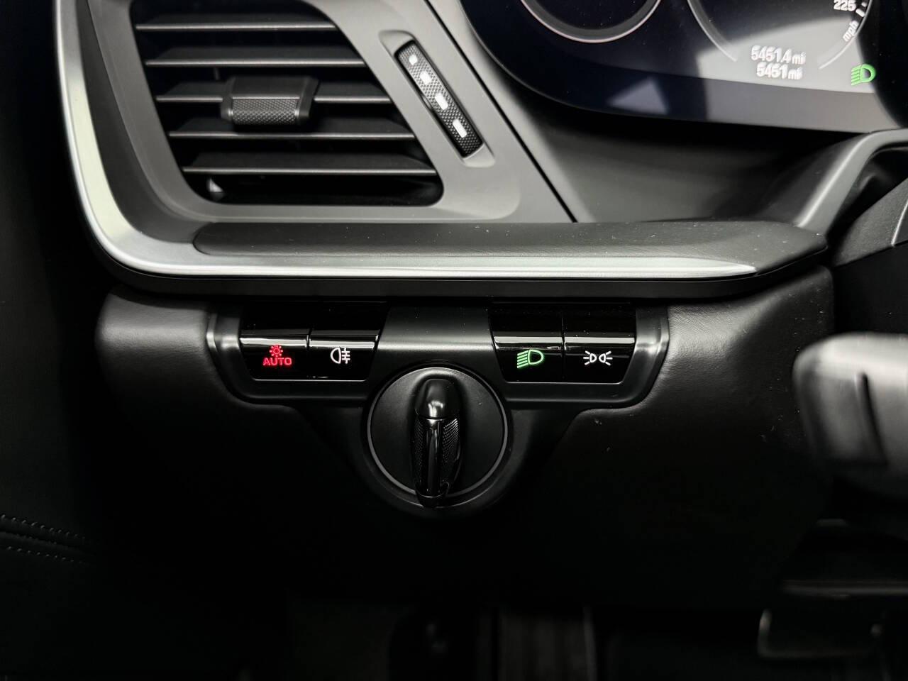 Porsche 911 Turbo  2021