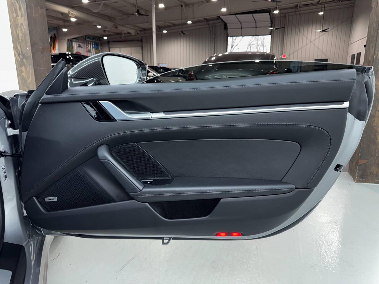 Porsche 911 Turbo  2021