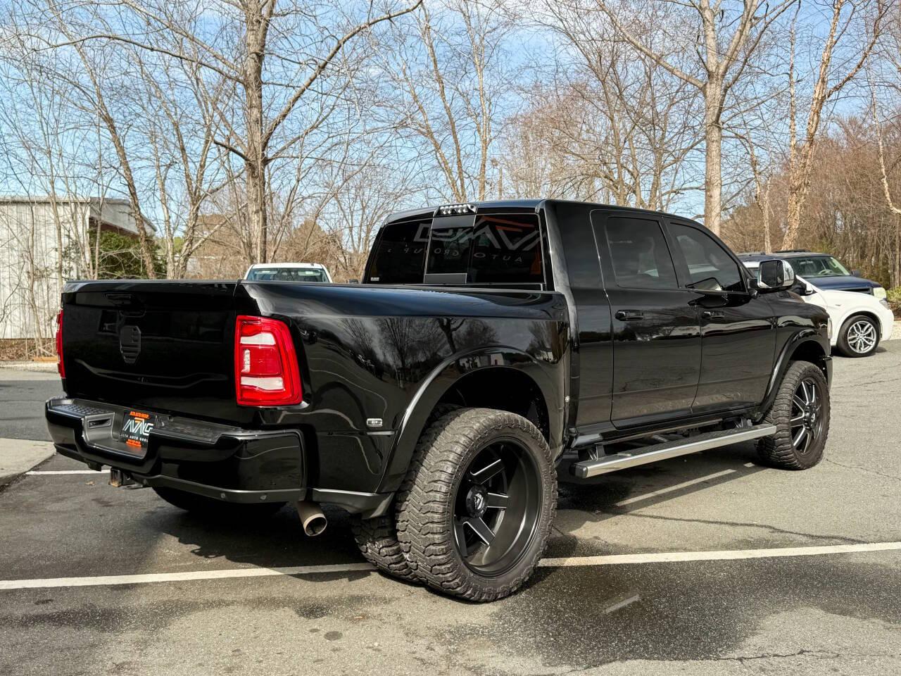 RAM 3500 Laramie Mega Cab 4WD DRW 2021