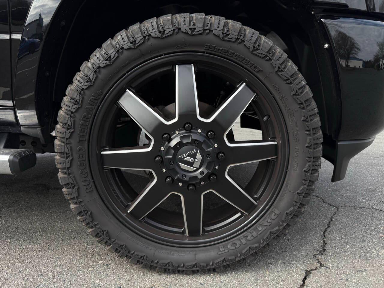 RAM 3500 Laramie Mega Cab 4WD DRW 2021