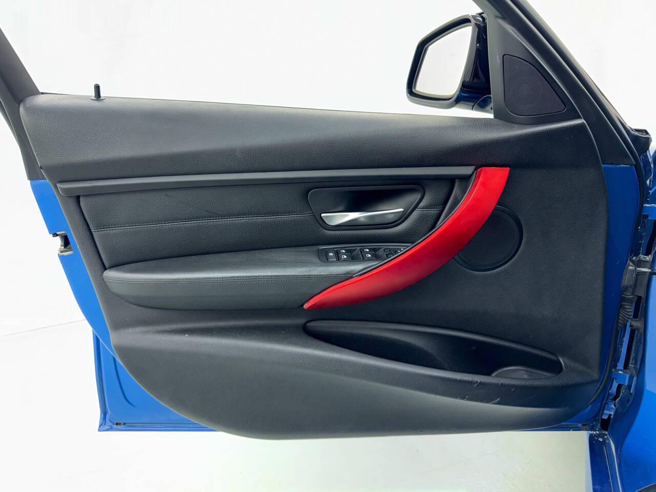 BMW 3-Series 328i xDrive Sedan 2015