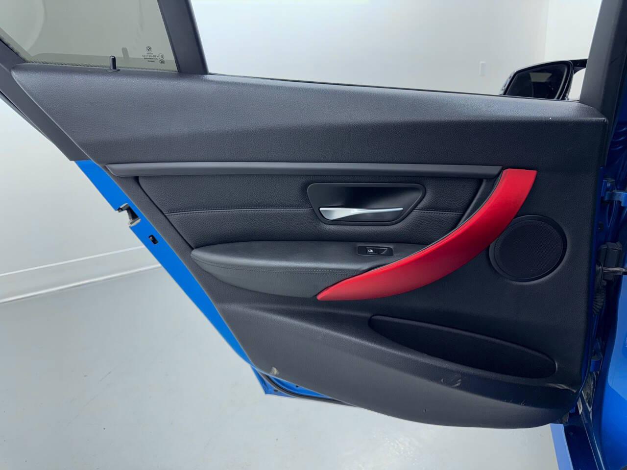 BMW 3-Series 328i xDrive Sedan 2015