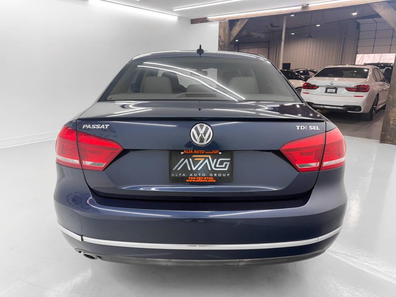 Volkswagen Passat 2.0L TDI SEL Premium 2013