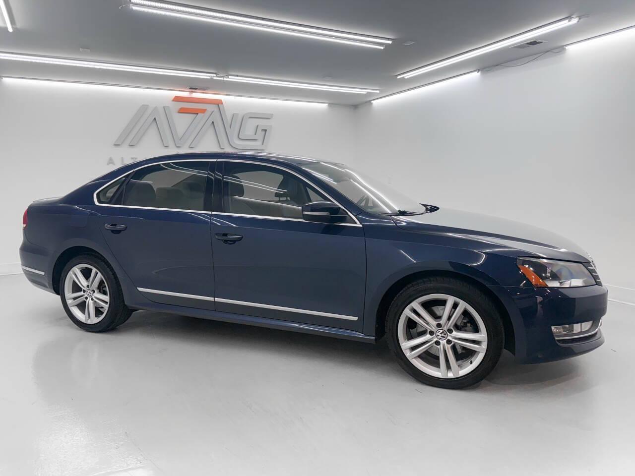 Volkswagen Passat 2.0L TDI SEL Premium 2013