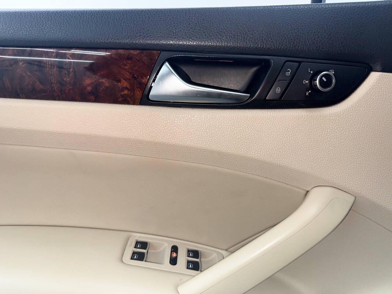 Volkswagen Passat 2.0L TDI SEL Premium 2013