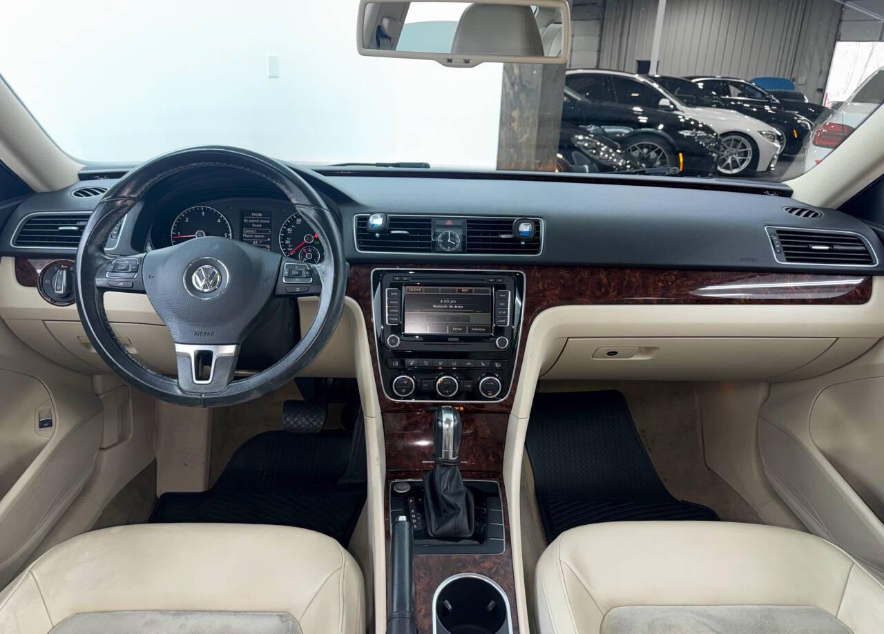 Volkswagen Passat 2.0L TDI SEL Premium 2013