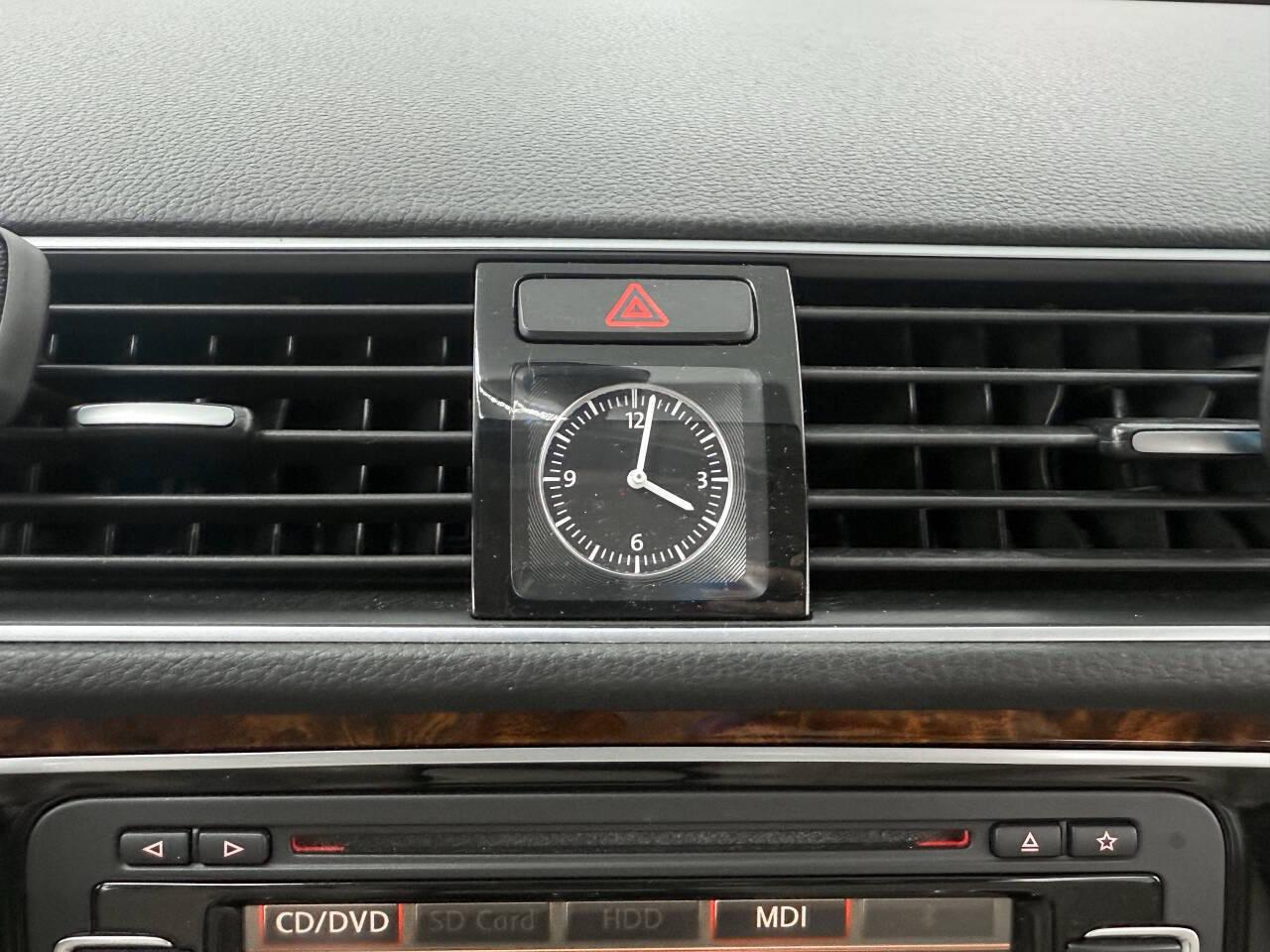 Volkswagen Passat 2.0L TDI SEL Premium 2013