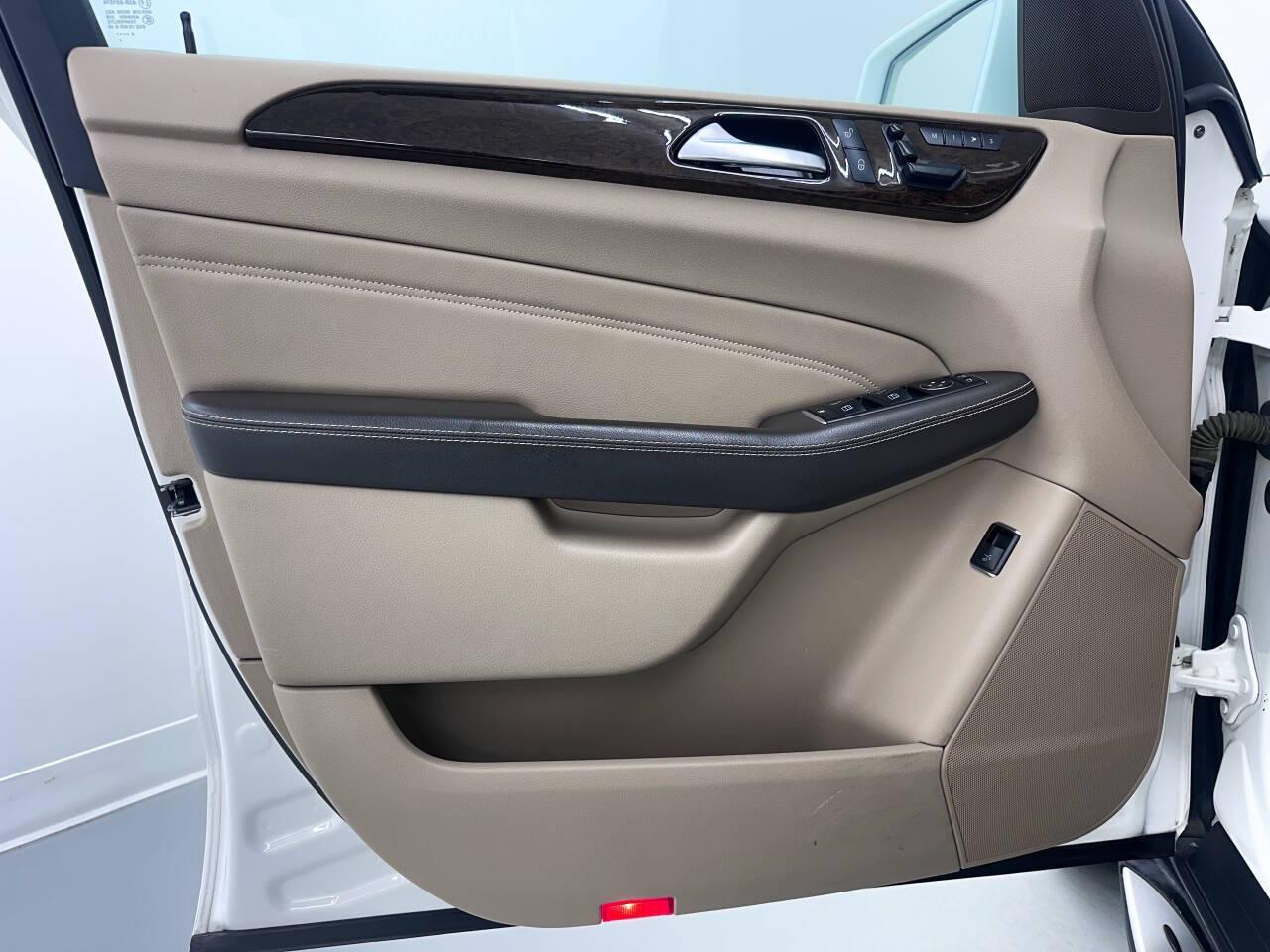 Mercedes-Benz M-Class ML350 4MATIC 2014