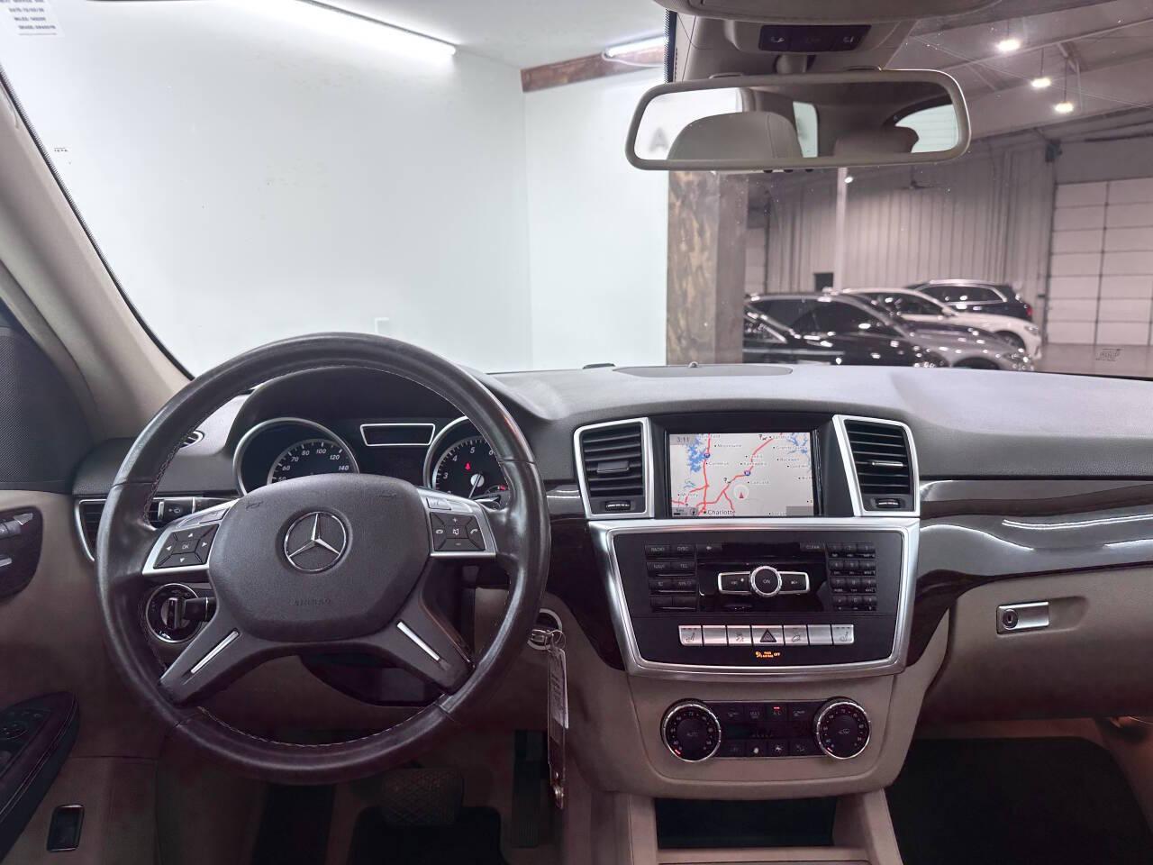 Mercedes-Benz M-Class ML350 4MATIC 2014