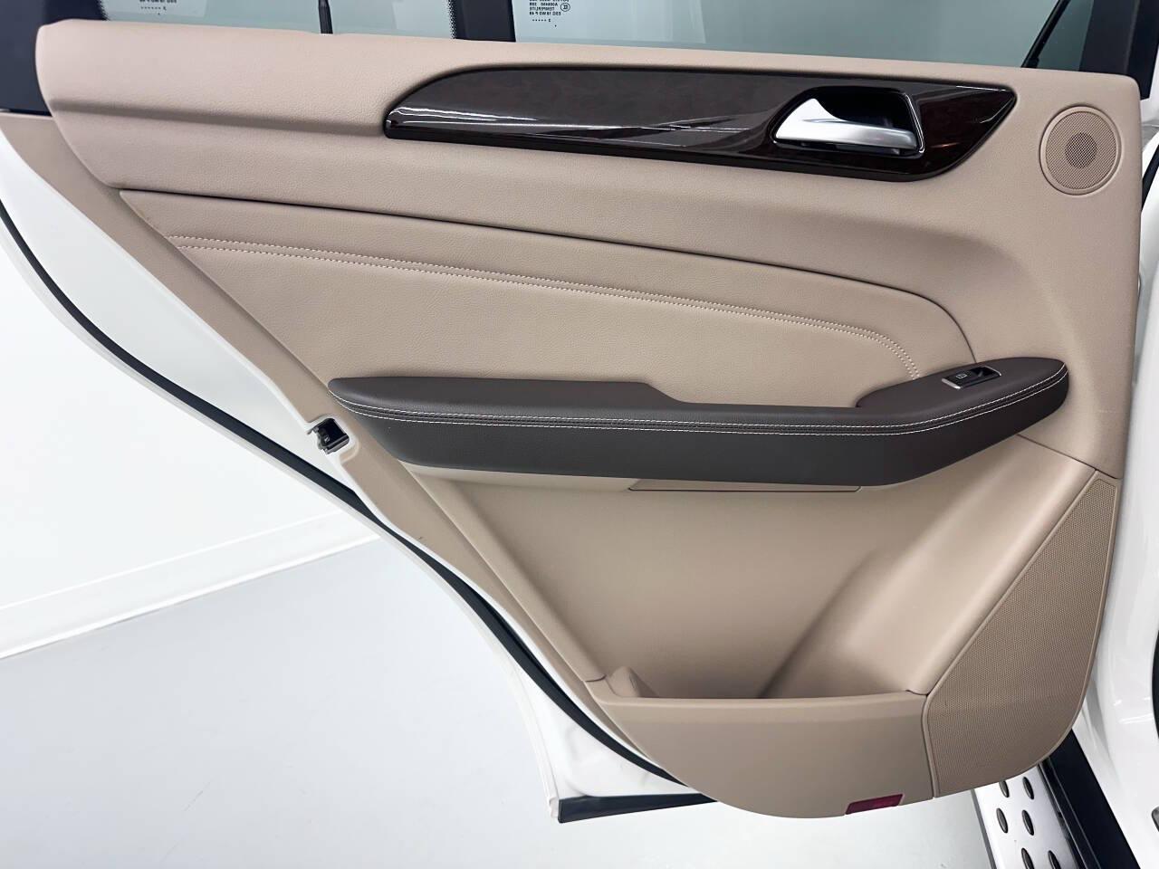 Mercedes-Benz M-Class ML350 4MATIC 2014