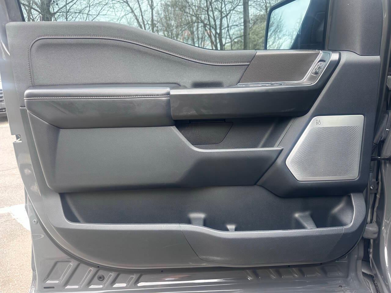 Ford F-150 Raptor SuperCrew 4WD 2021