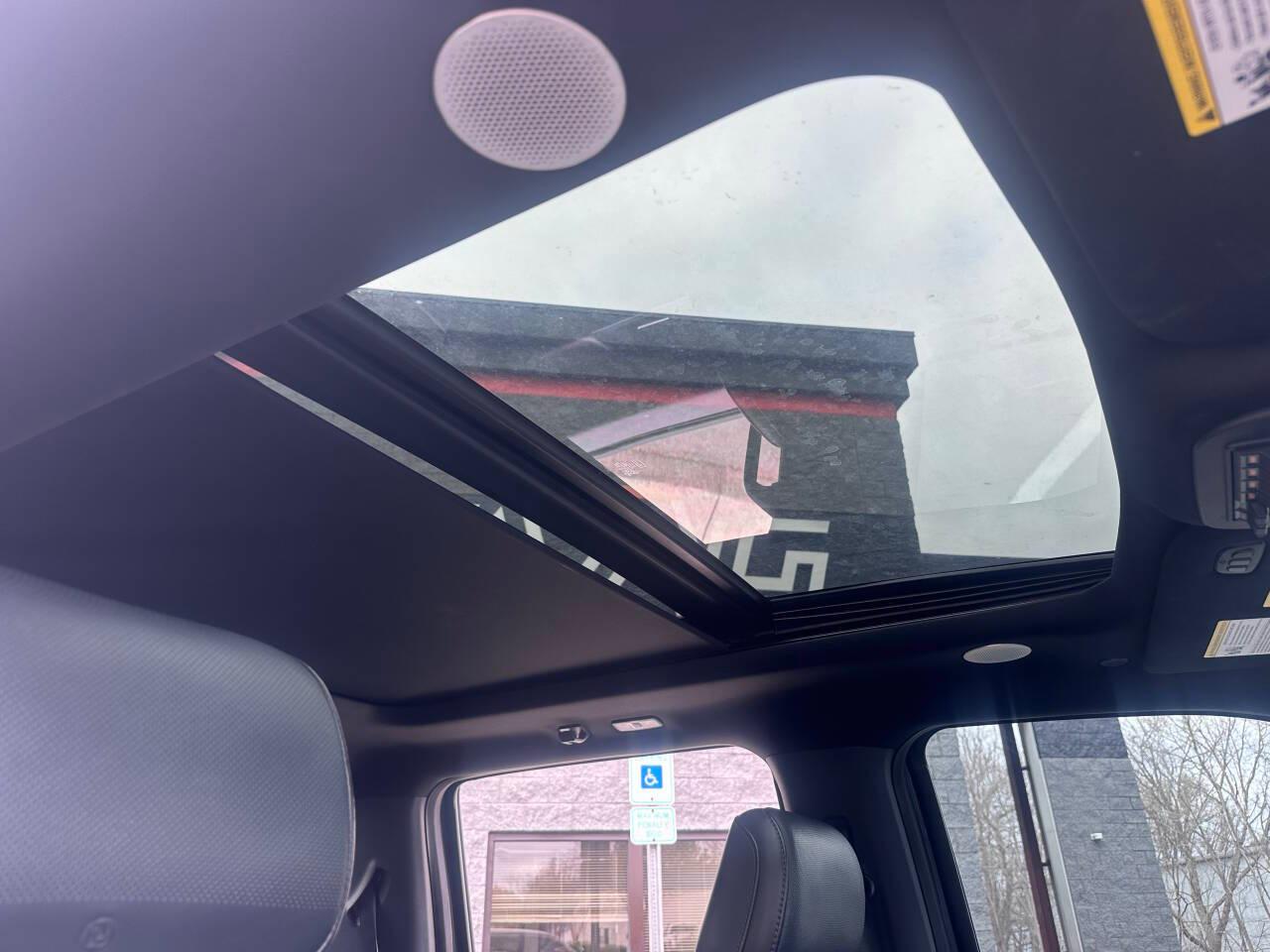 Ford F-150 Raptor SuperCrew 4WD 2021