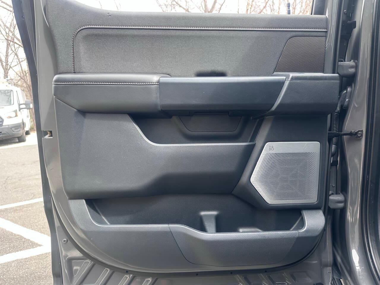 Ford F-150 Raptor SuperCrew 4WD 2021