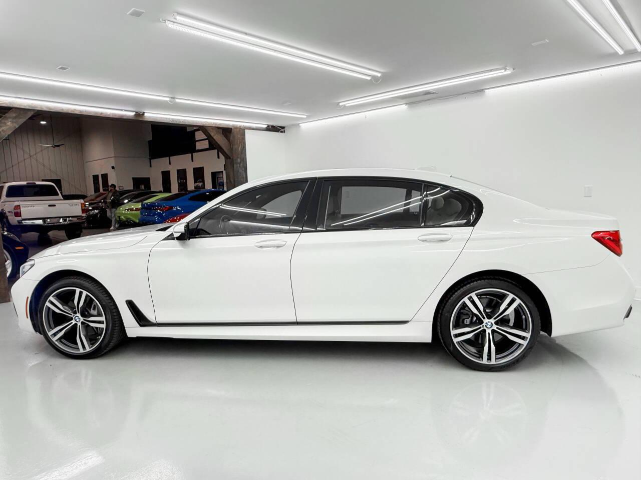 BMW 7-Series 740i 2018
