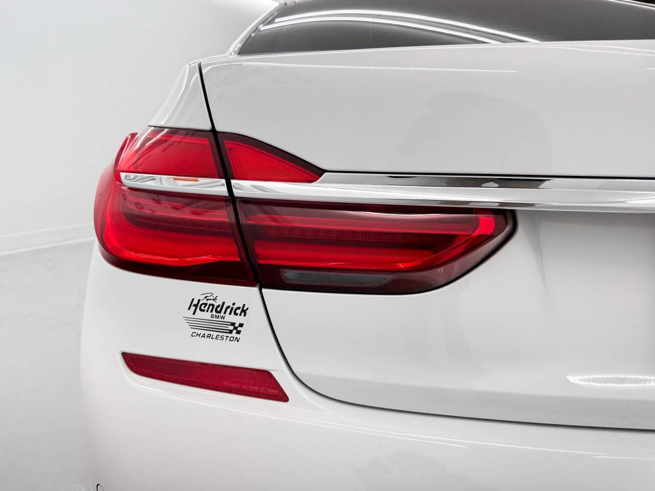 BMW 7-Series 740i 2018