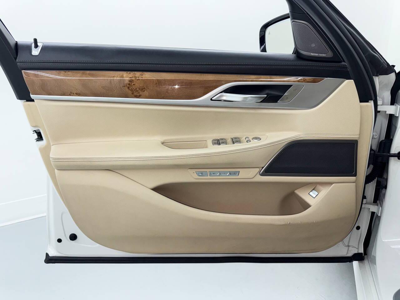 BMW 7-Series 740i 2018