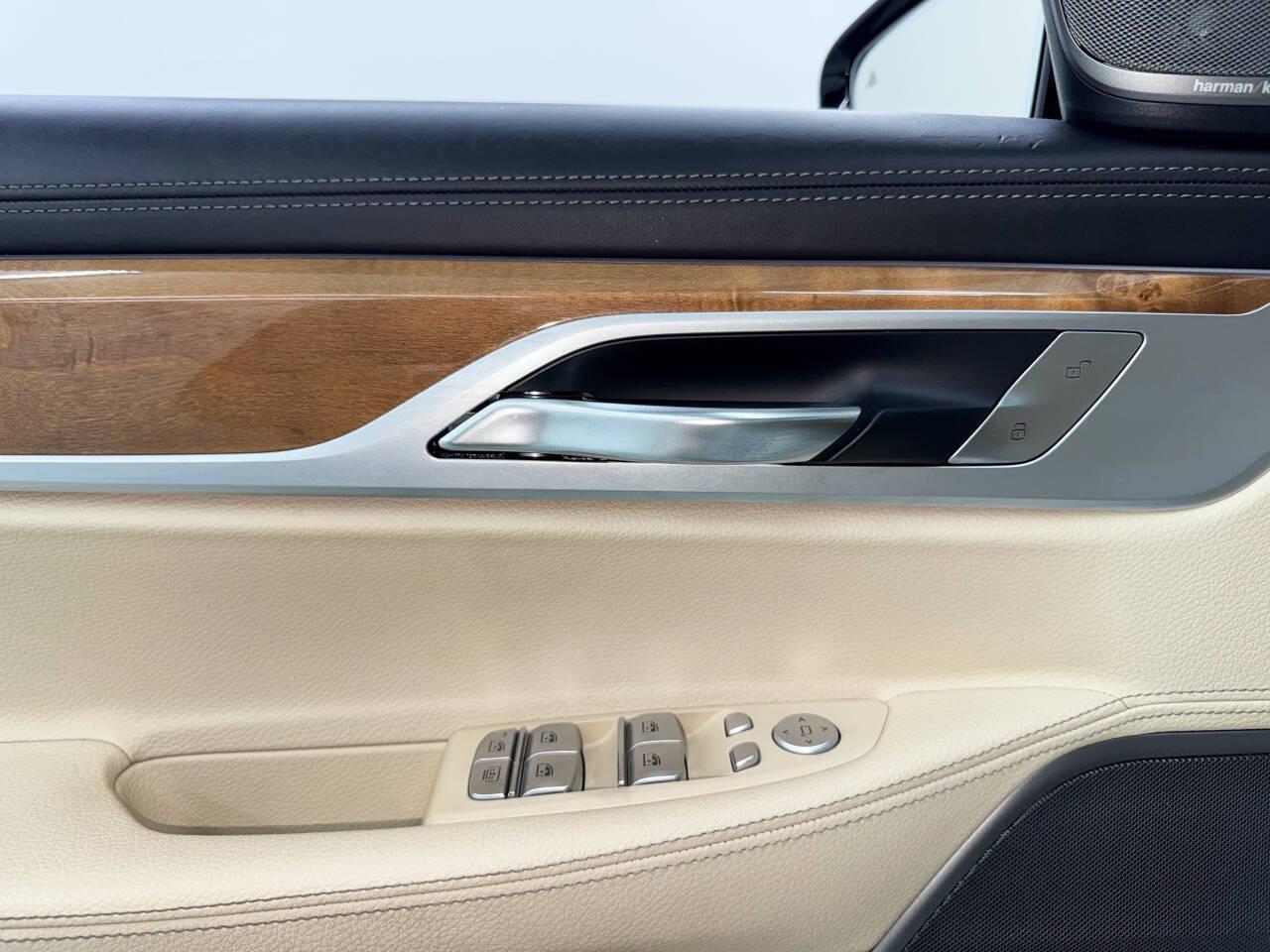 BMW 7-Series 740i 2018