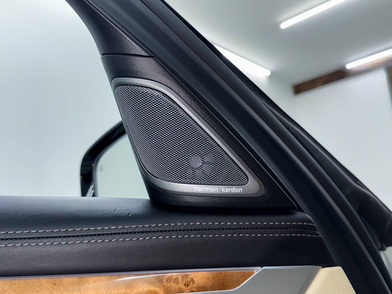 BMW 7-Series 740i 2018