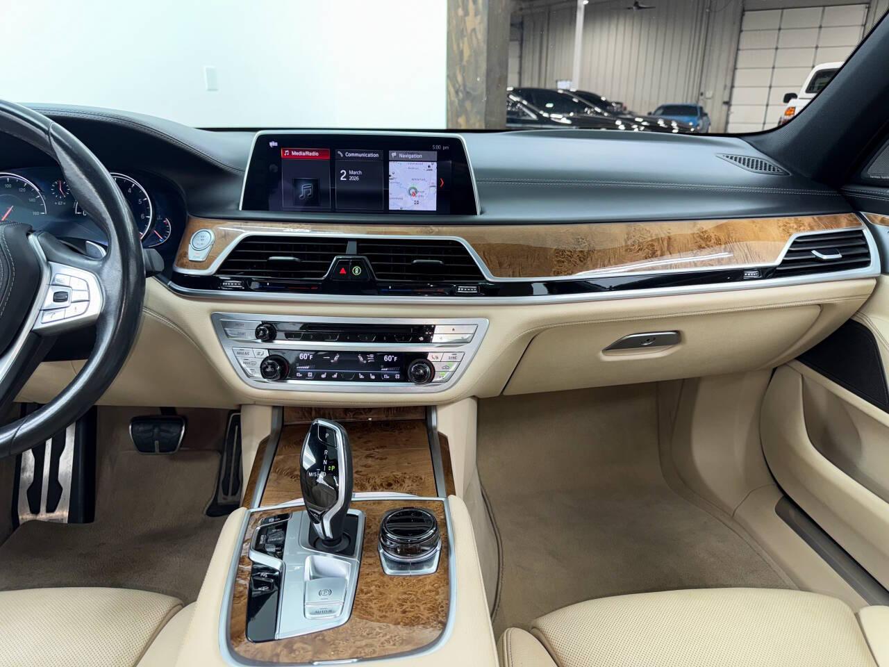 BMW 7-Series 740i 2018